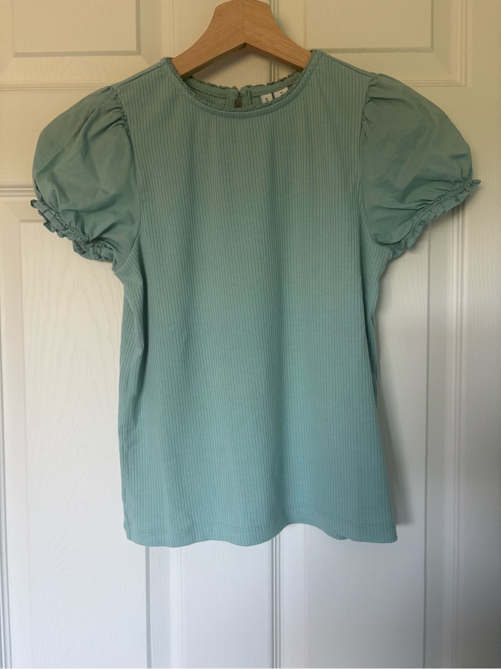 Light Aqua Puff-Sleeve Ribbed Girl’s Top